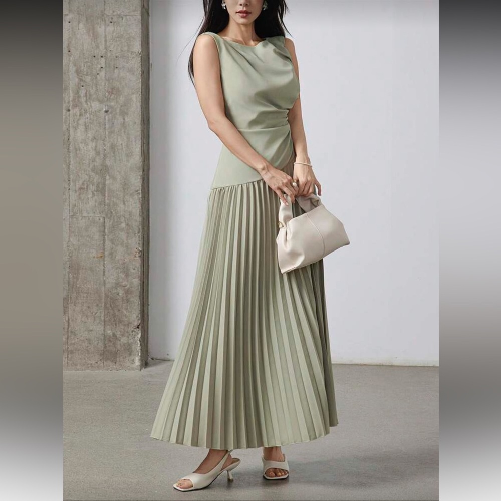 Heiryn Maxi Mint Pastel Green Elegant Sleeveless Cowl Neck Dress Pleated Skirt